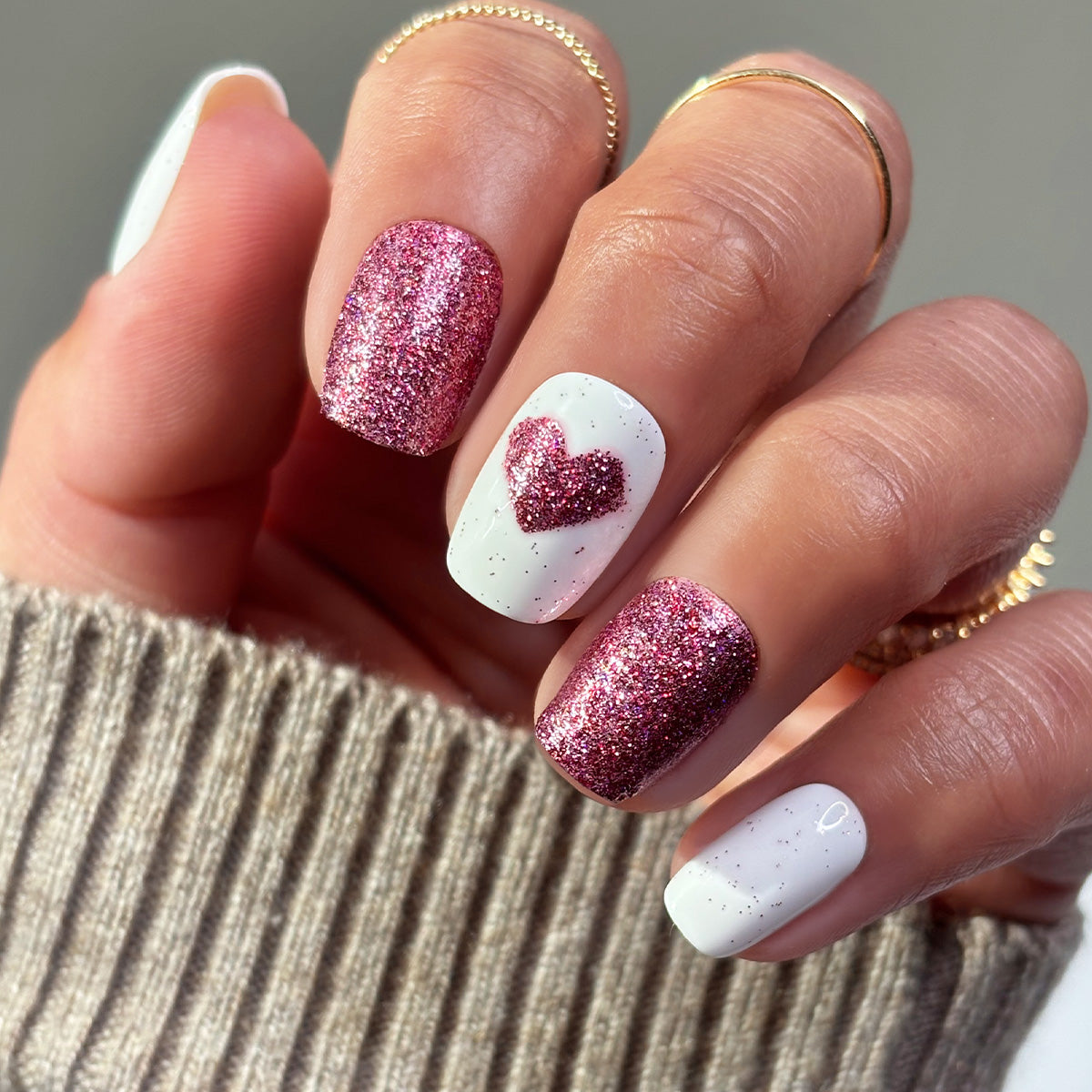 Love Story - Squoval Medium - Sustainable Nails