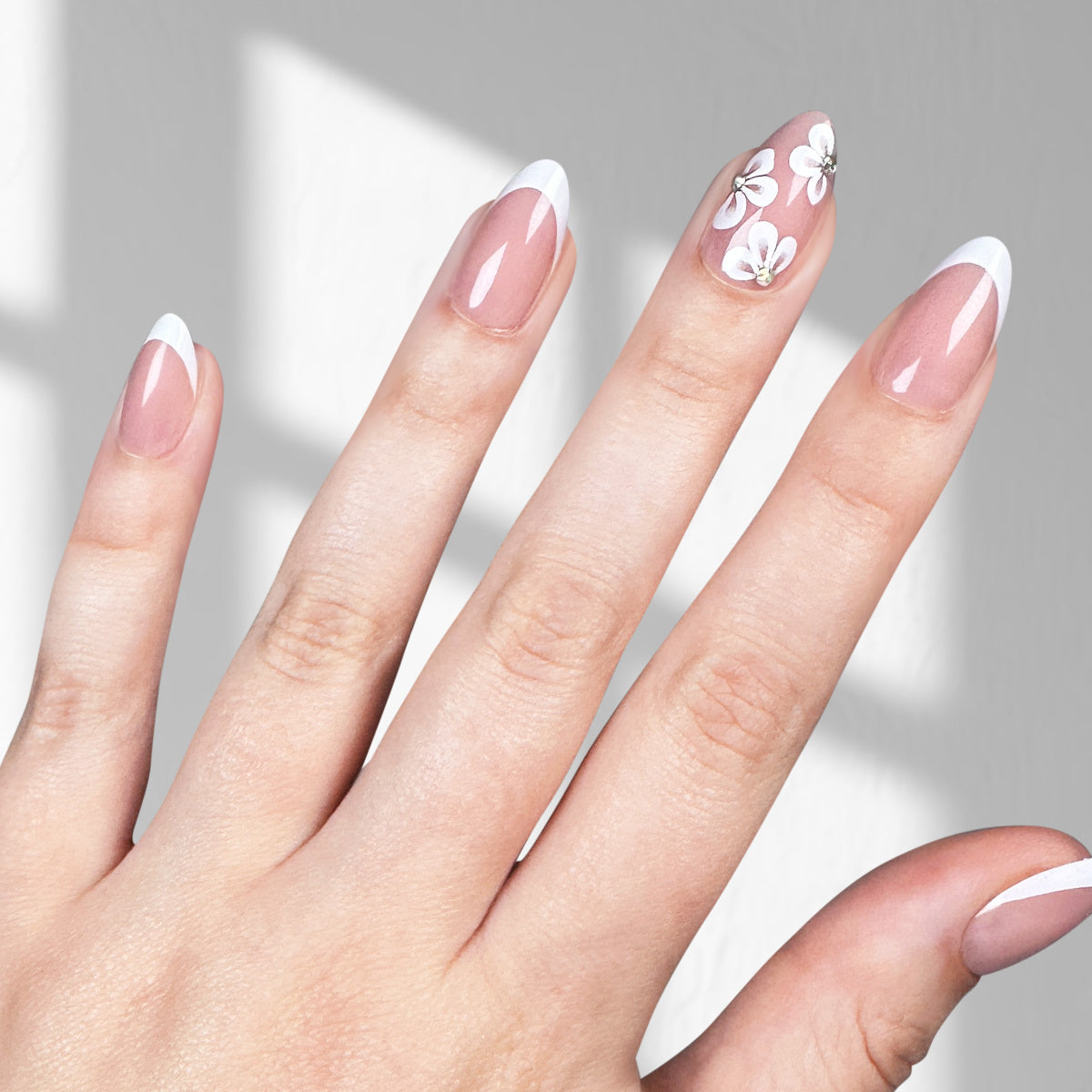 Peach Fleur - Almond Sustainable Nails