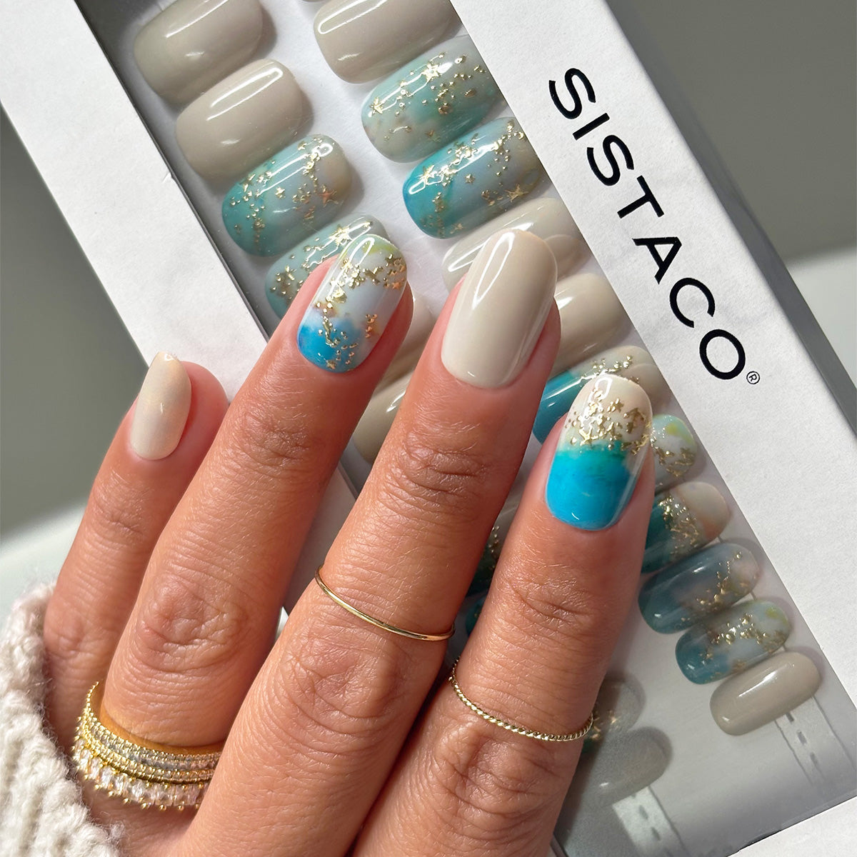 Sand and Sea - Oval Sustainable Nails