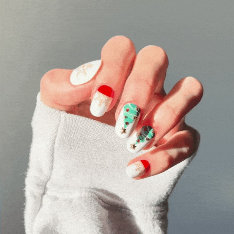 Xmas Cheer - Oval Sustainable Nails - Pre order